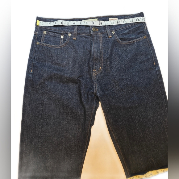 Madewell Men's dark wash straight legs jeans. In excellent condition, 32/32 - Picture 13 of 15